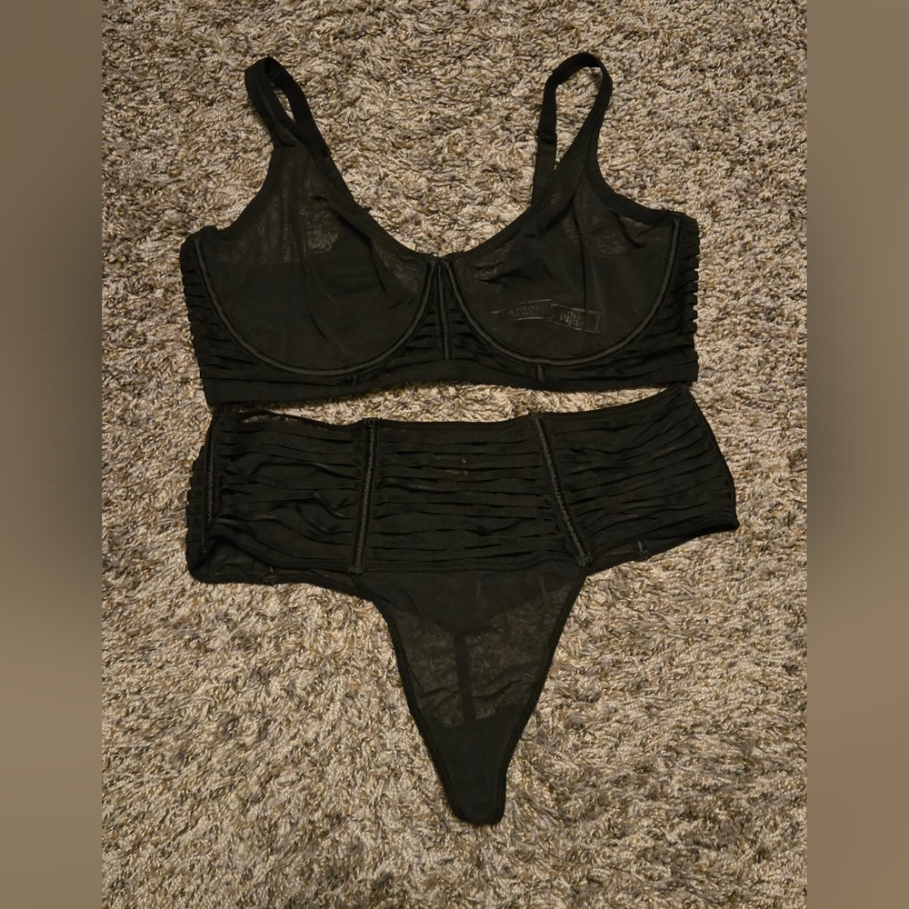 Victoria's Secret strappy black set